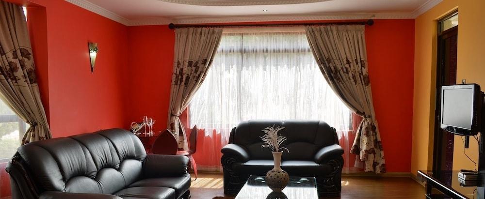 Fahari Palace Serviced Apartments Nairobi Luaran gambar